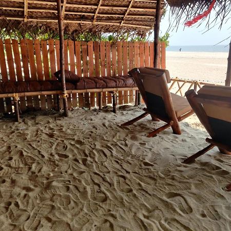 Shalom Beach Residency アーラップーザ県 エクステリア 写真