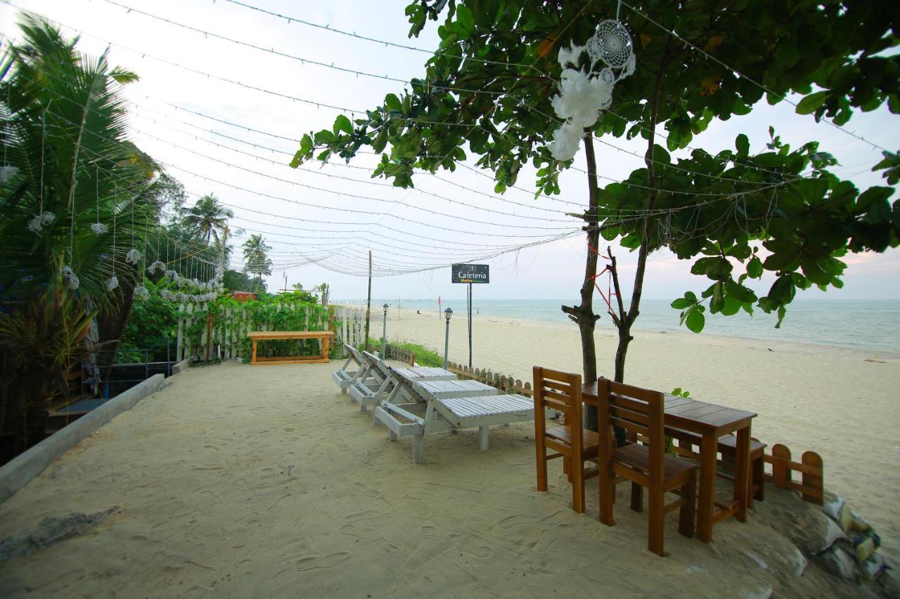 Shalom Beach Residency アーラップーザ県 エクステリア 写真