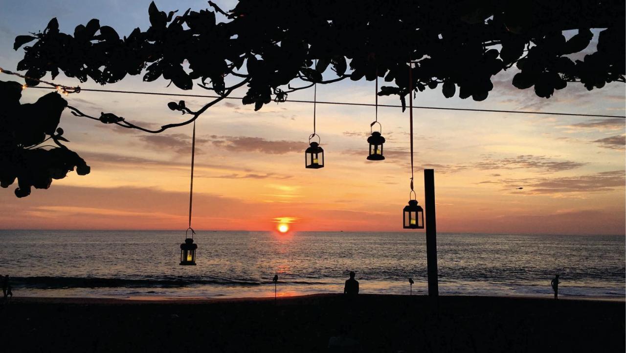 Shalom Beach Residency アーラップーザ県 エクステリア 写真